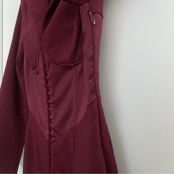 Lavish Alice Corset Blazer Dress in Size 6 - Picture 4 of 5